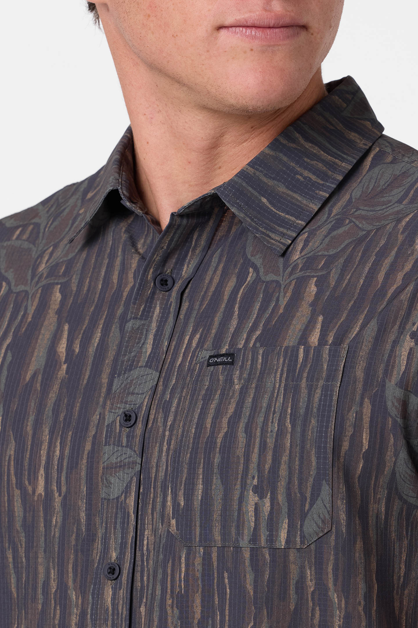 TRVLR Perforated Print Standard Shirt - Image 4