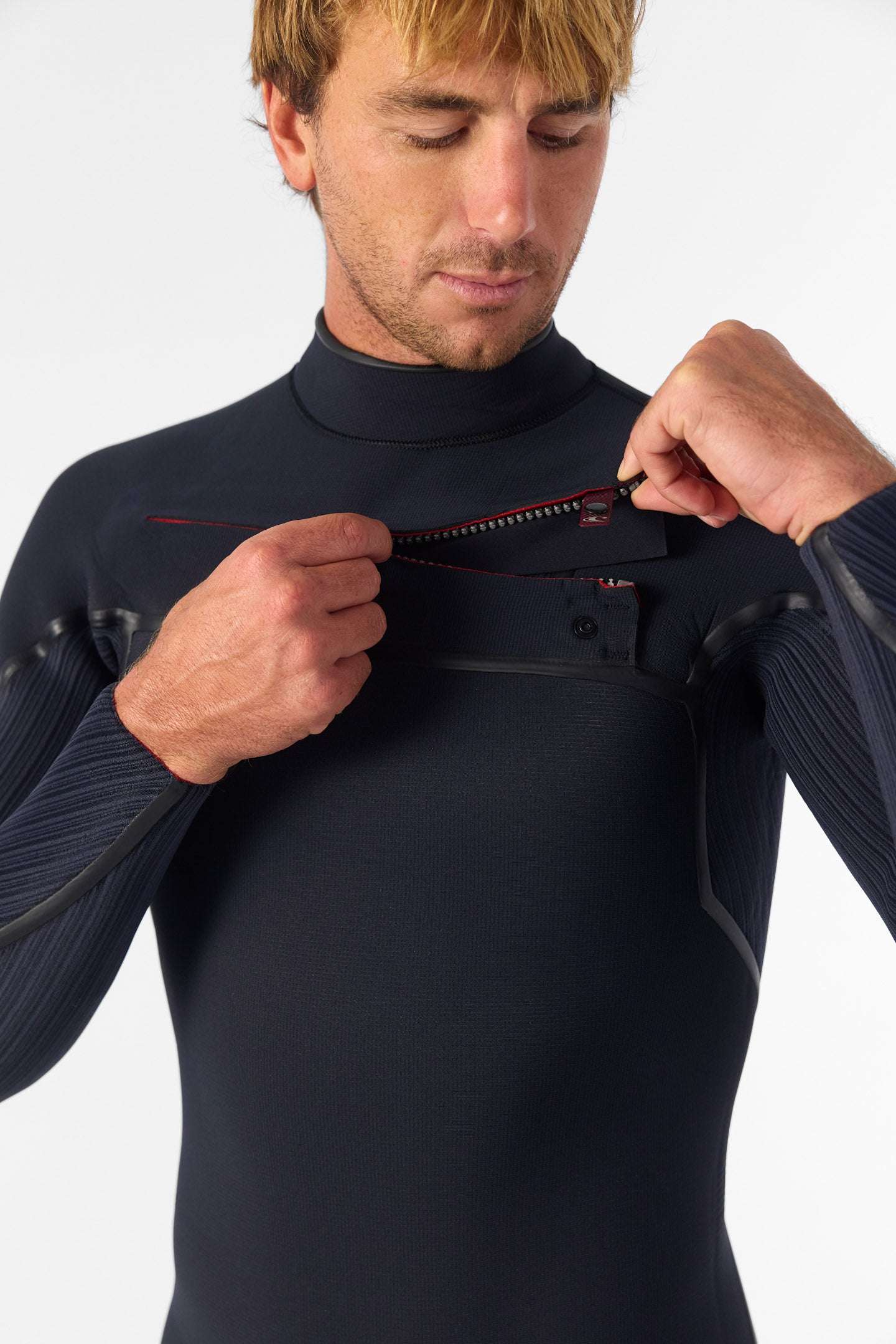 Hyperfreak Fire 4/3mm+ Chest Zip Full Wetsuit - Image 6