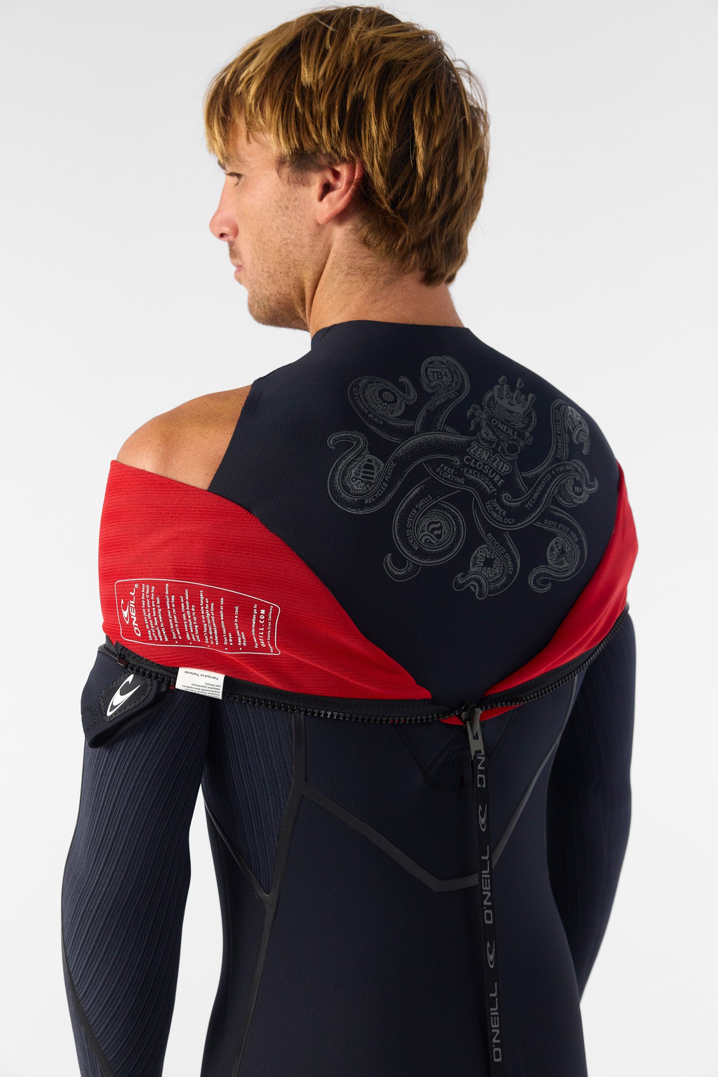 Hyperfreak Fire 3/2mm+ Back Zip Full Wetsuit - Image 10
