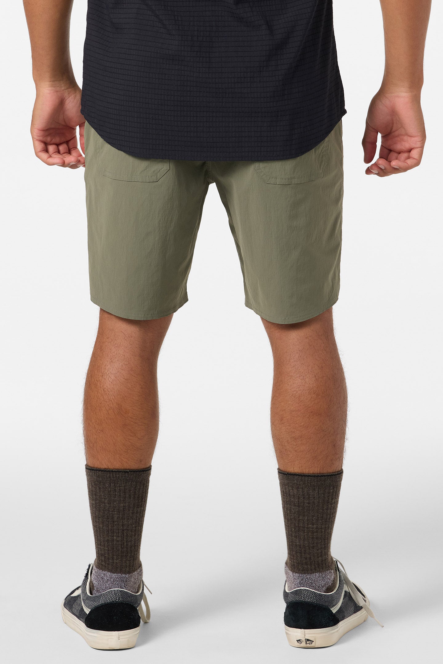 TRVLR Halfback 18 Hybrid Shorts - Image 4