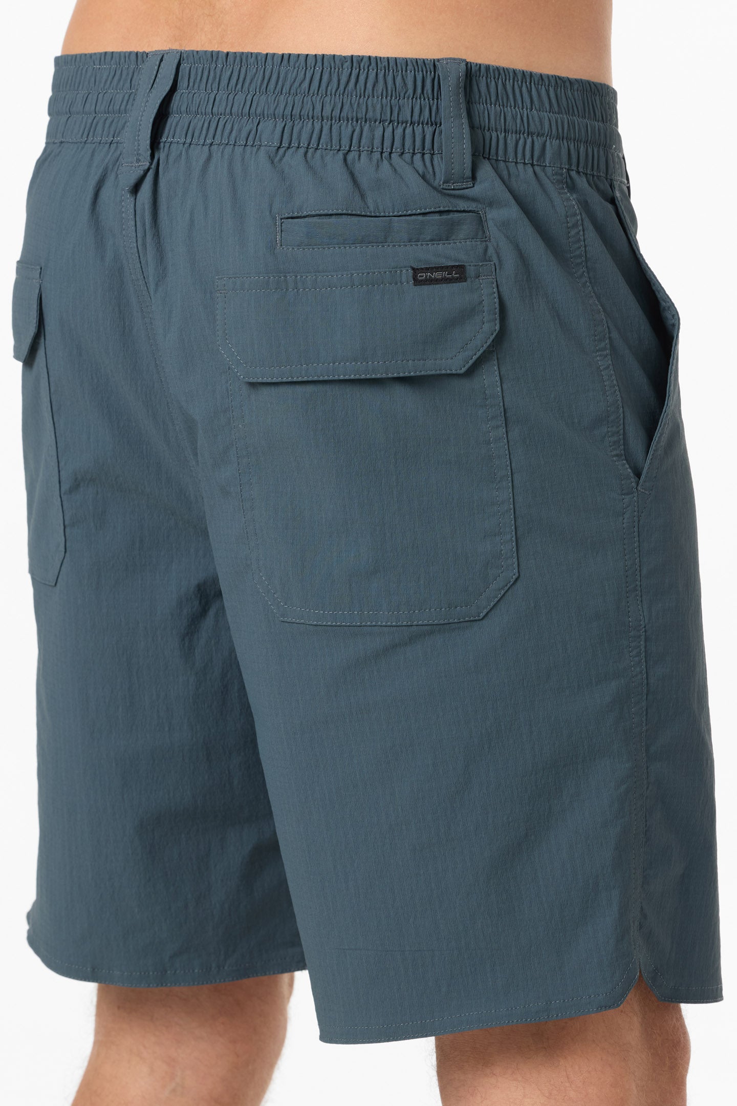 TRVLR Halfback 18 Hybrid Shorts - Image 4
