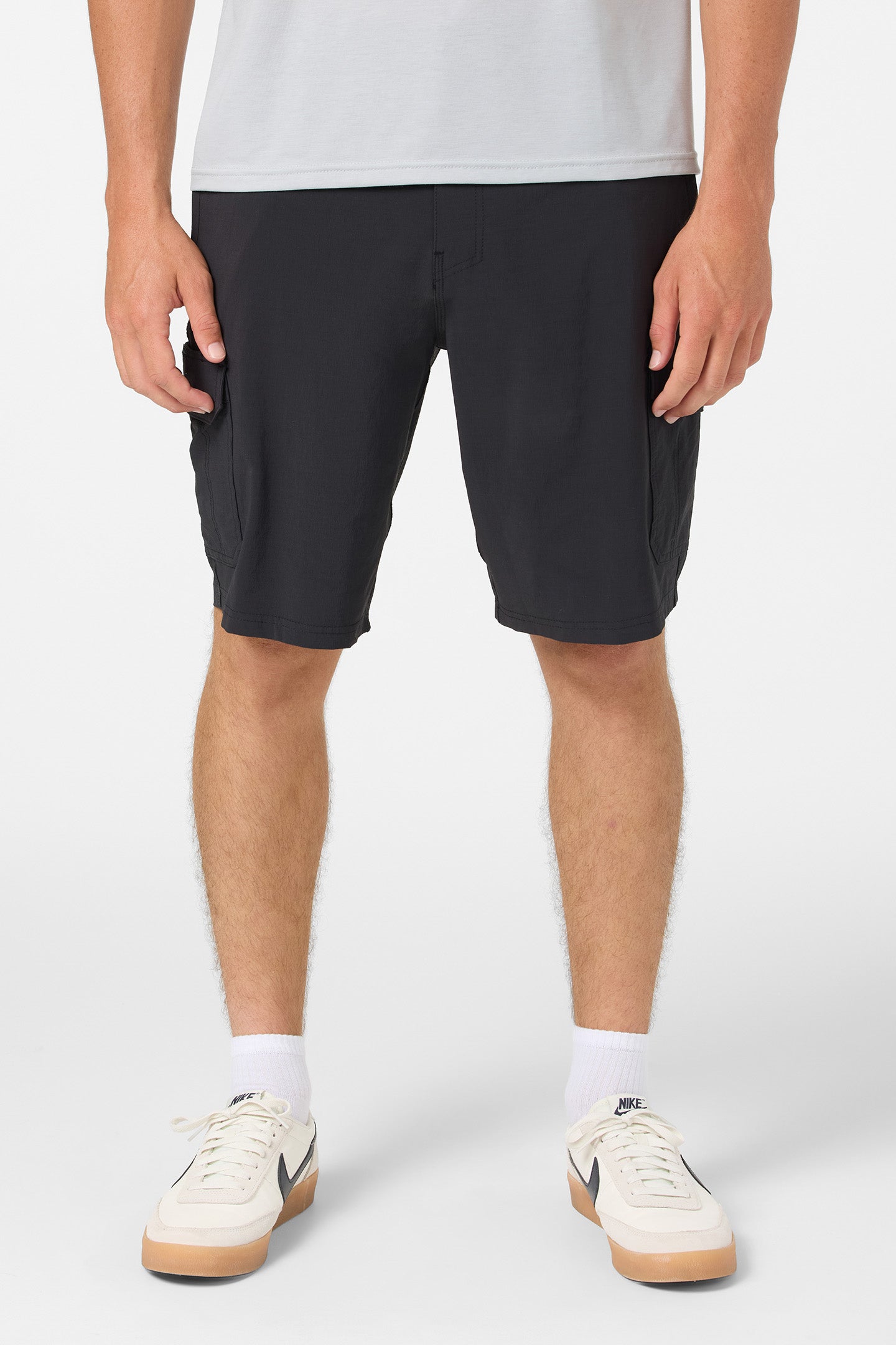 TRVLR Cargo 20 Hybrid Shorts - Image 2