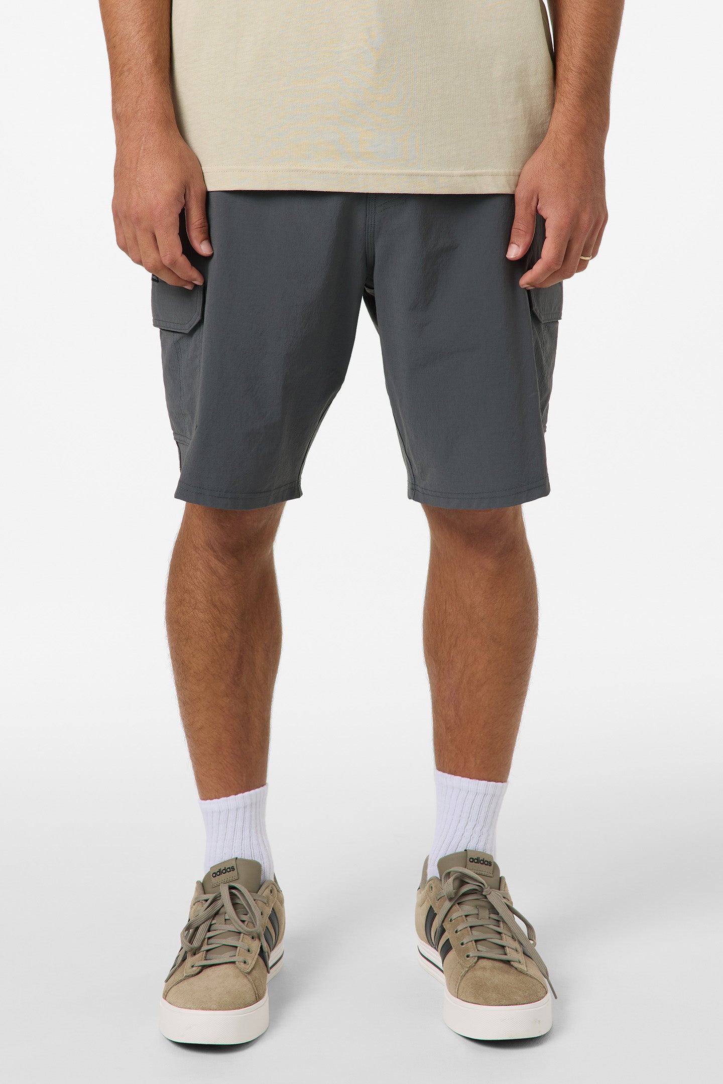 TRVLR Cargo 20 Hybrid Shorts - Image 2